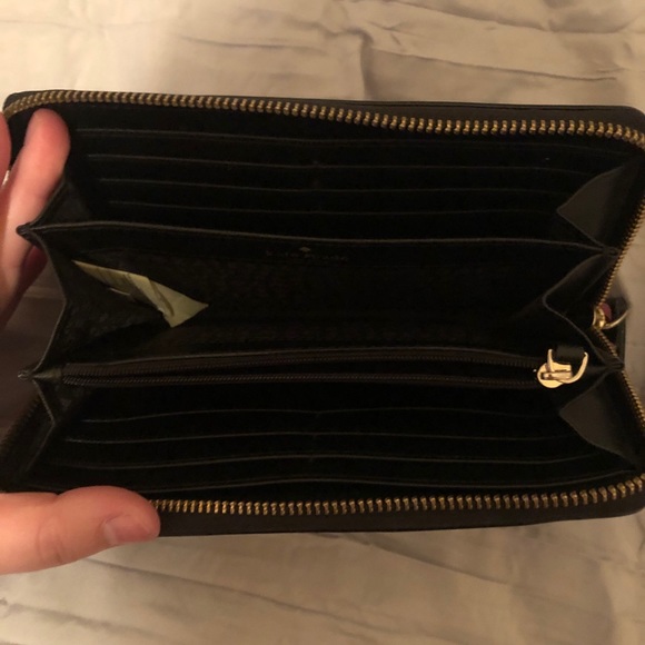 Kate Spade Wallet - Picture 3 of 4
